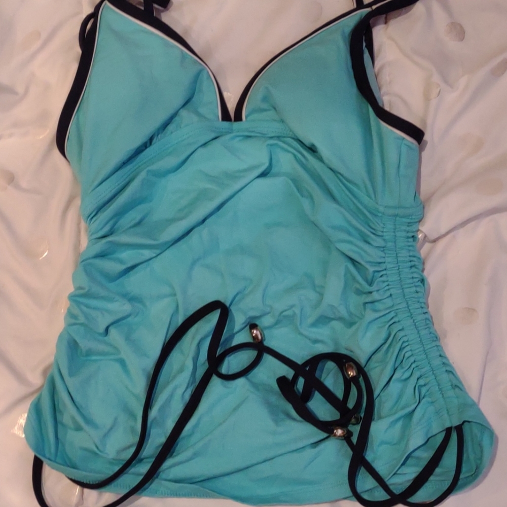 Bathing suit top